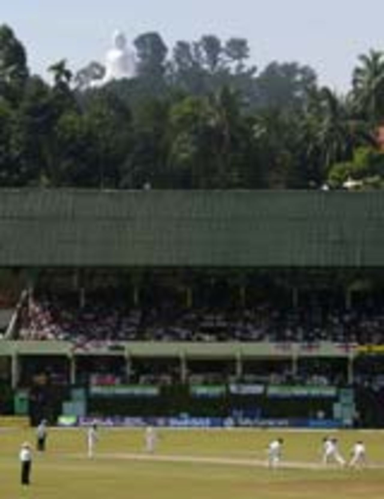 A general view of the Asgiriya Stadium, Sri Lanka v England, 2nd Test, Kandy, December 14, 2003
