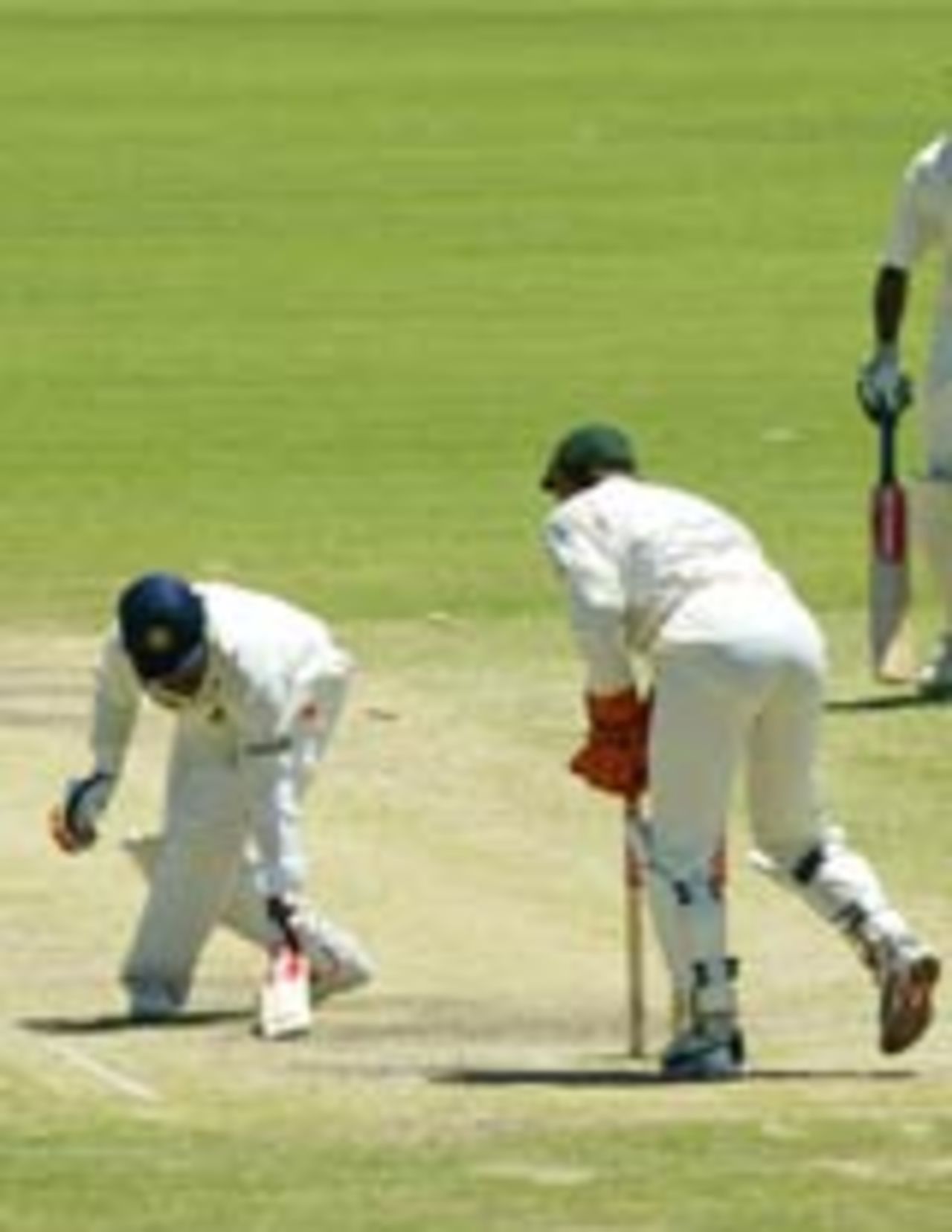 Sehwag is stumped, Australia v India, 2nd Test, Adelaide, 5th day, December 16, 2003