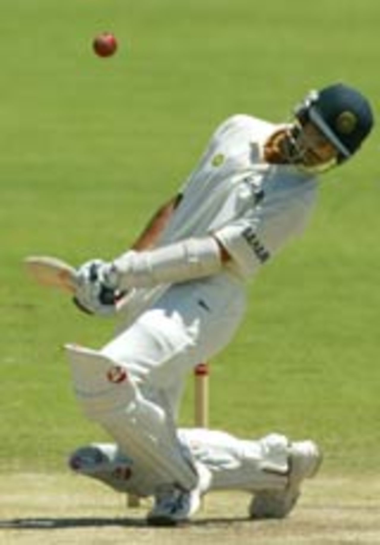 Dravid sways away from a short one, Australia v India, 2nd Test, Adelaide, 5th day, December 16, 2003