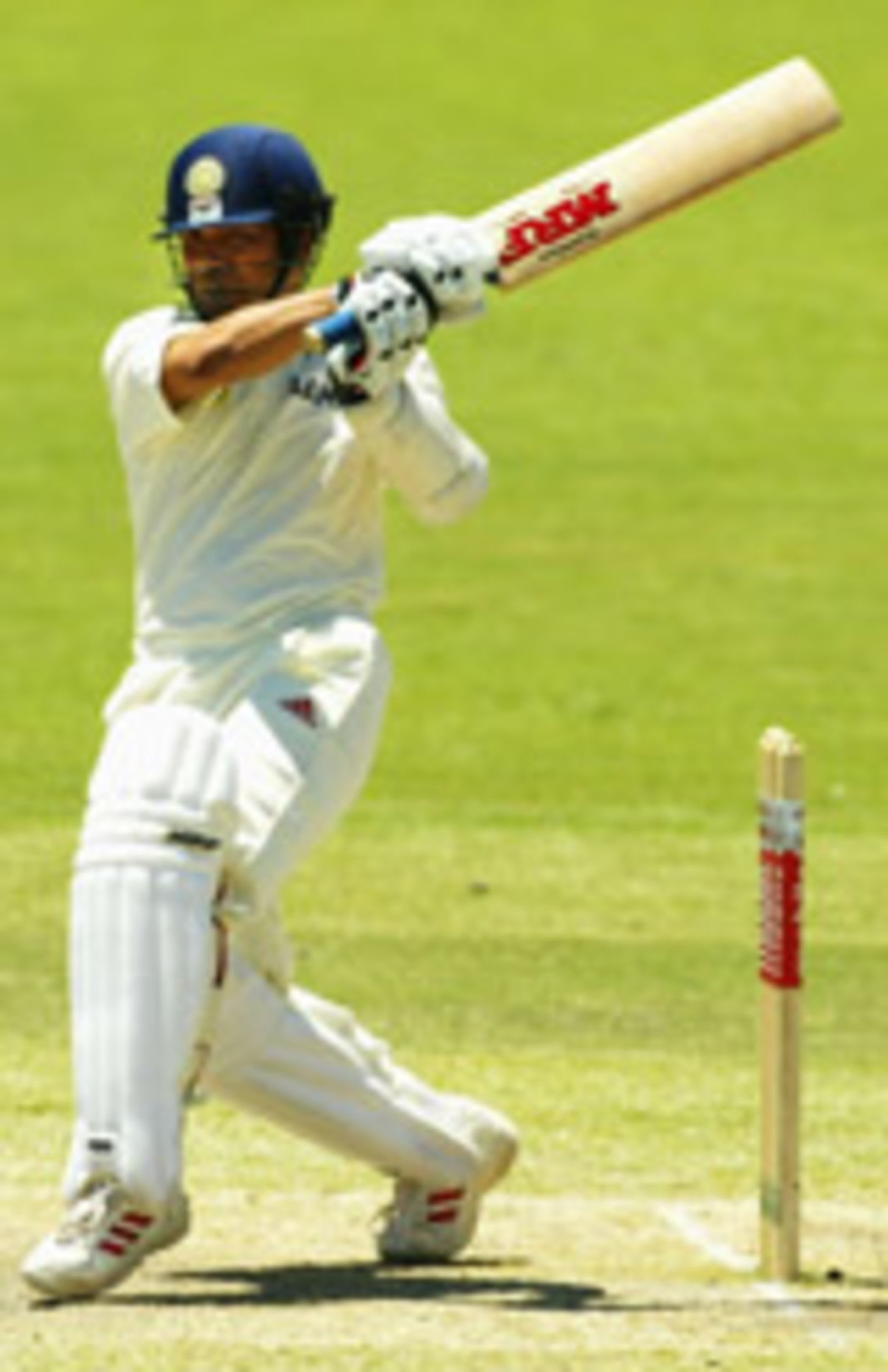 Sachin Tendulkar plays during the run-chase on the fifth day, Australia v India, 2nd Test, Adelaide, 5th day, Dec 15, 2003