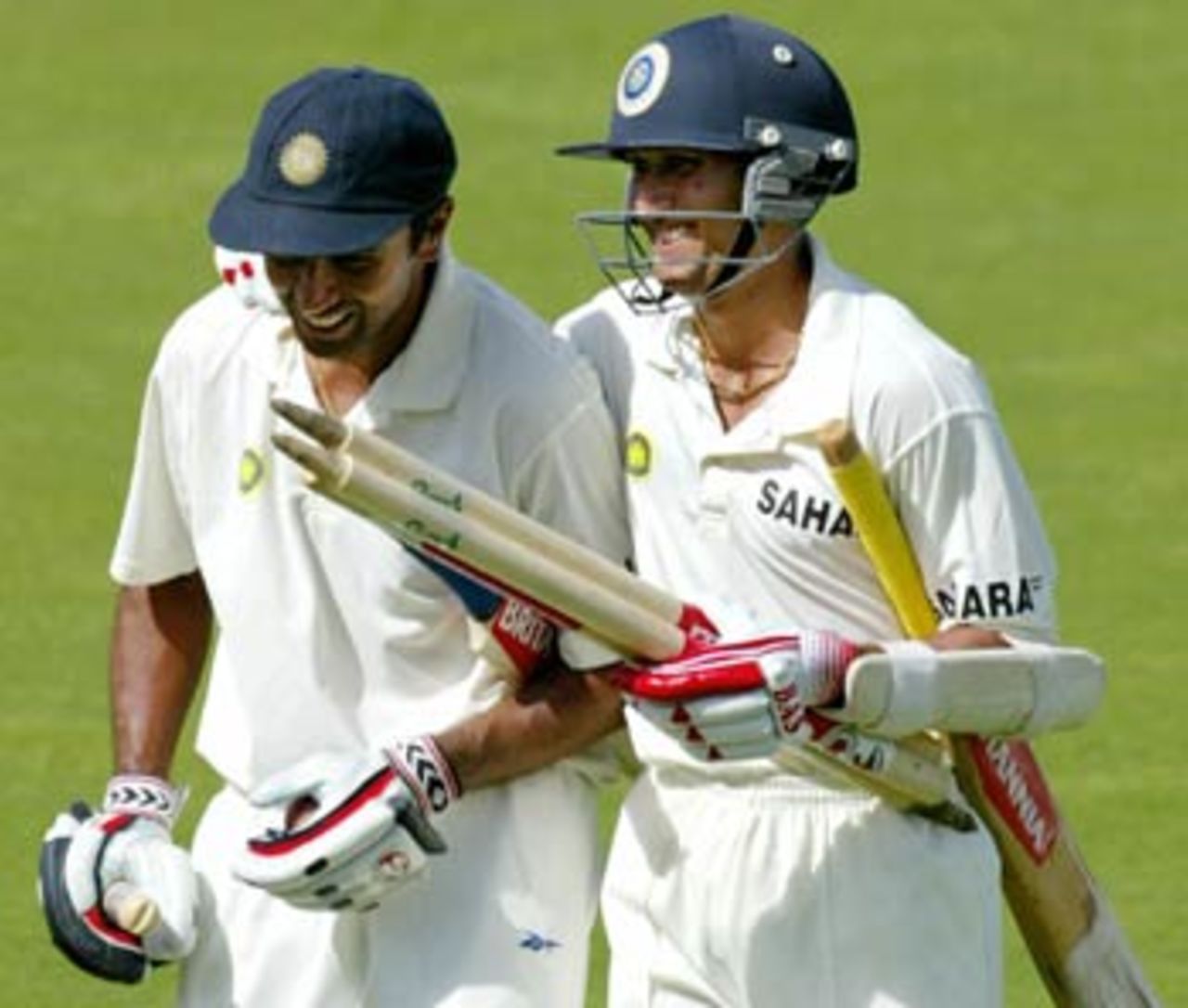 Fittingly, it was Agarkar and Dravid at the crease when the winning runs were scored, Australia v India, 2nd Test, Adelaide, 5th day, December 16, 2003
