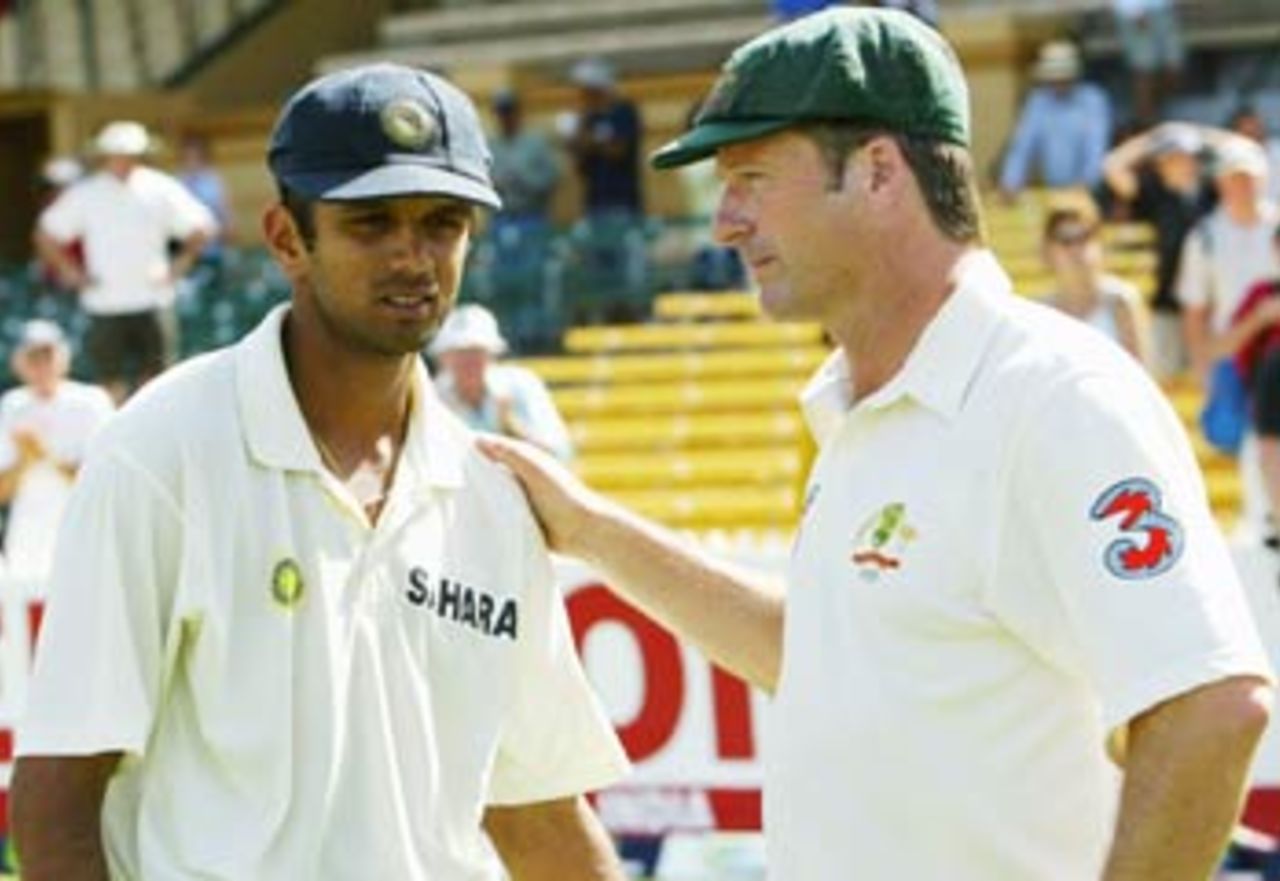The victor and the vanquished, both drained at the end of an incredible match, Australia v India, 2nd Test, Adelaide, 5th day, December 16, 2003