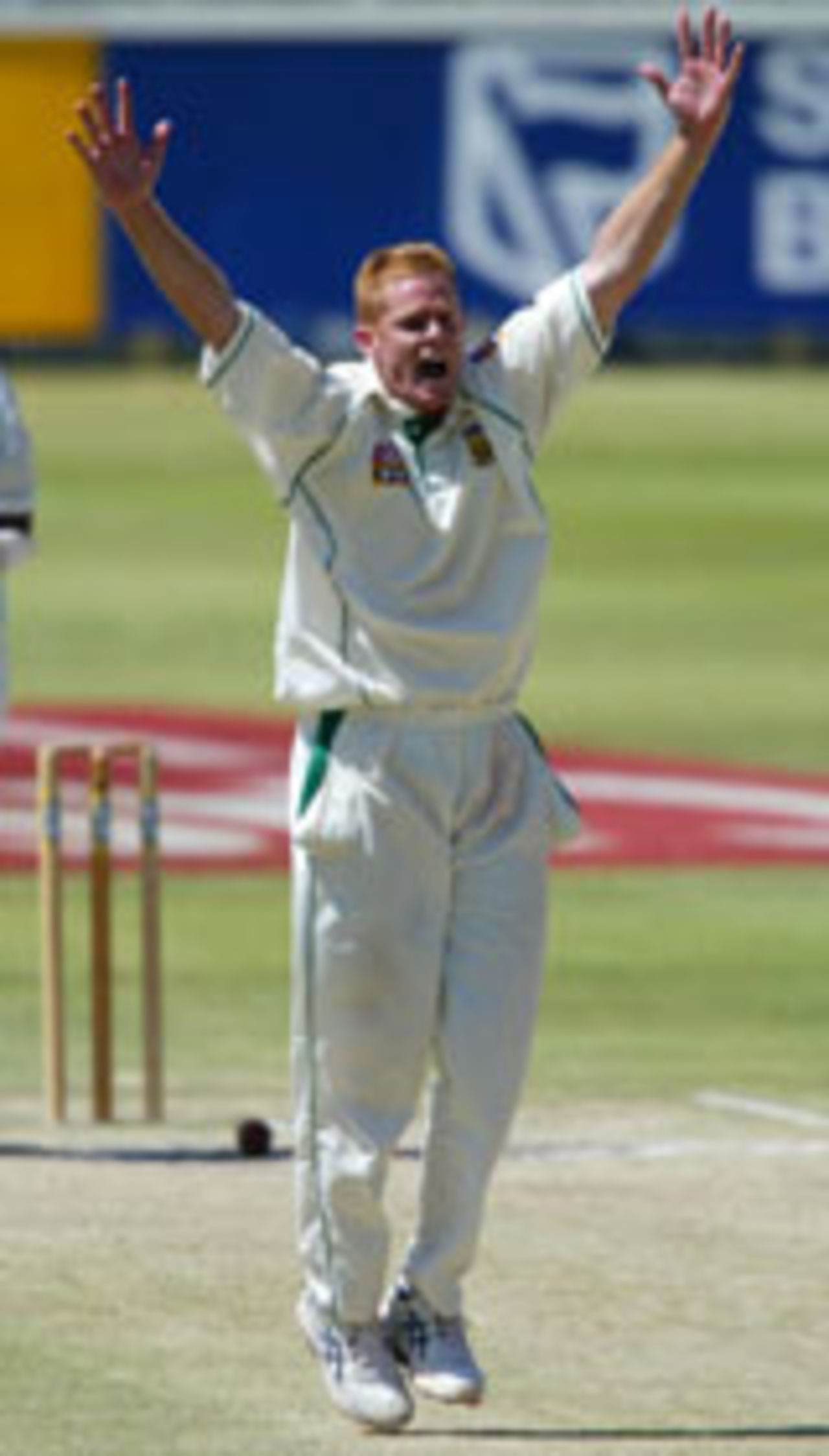 Shaun Pollock appeals, South Africa v West Indies, 1st Test, Johannesburg, December 16, 2003