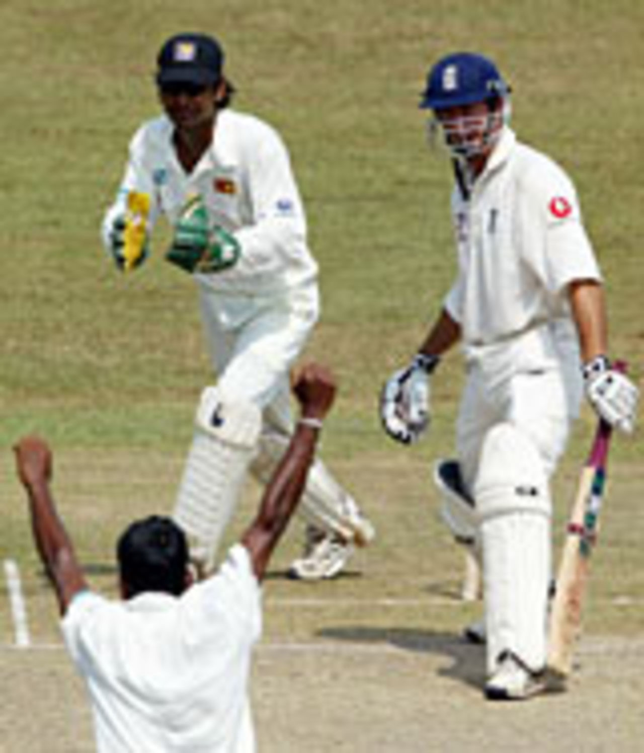 Michael Vaughan edges Upal Chandana into the hands of Mahela Jayawardene via Kumar Sangakkara's gloves, Sri Lanka v England, 3rd Test, Colombo, December 18, 203