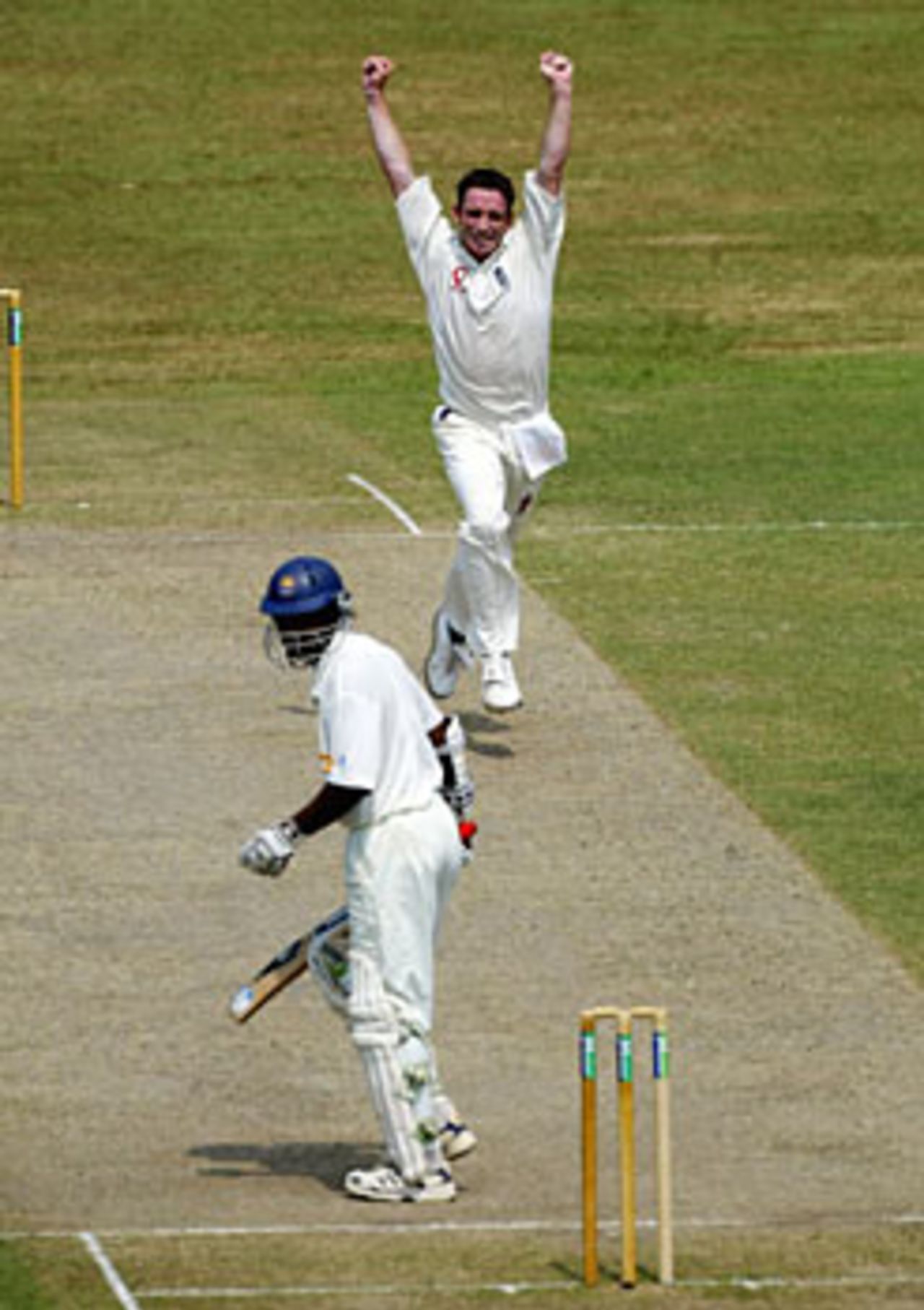 James Kirtley celebrates the wicket of Kumar Sangakkara, caught by Marcus Trescothick, Sri Lanka v England, 3rd Test, Colombo, December 19, 2003