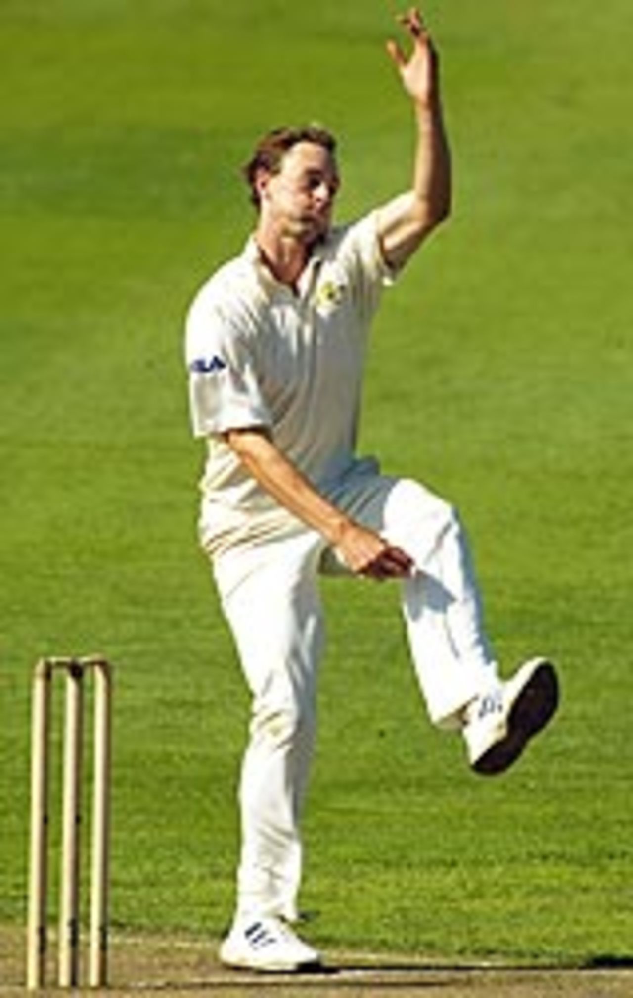 Matthew Nicholson about to bowl, Australia A v Indians, tour game, Hobart, 2nd day, December 20, 2003
