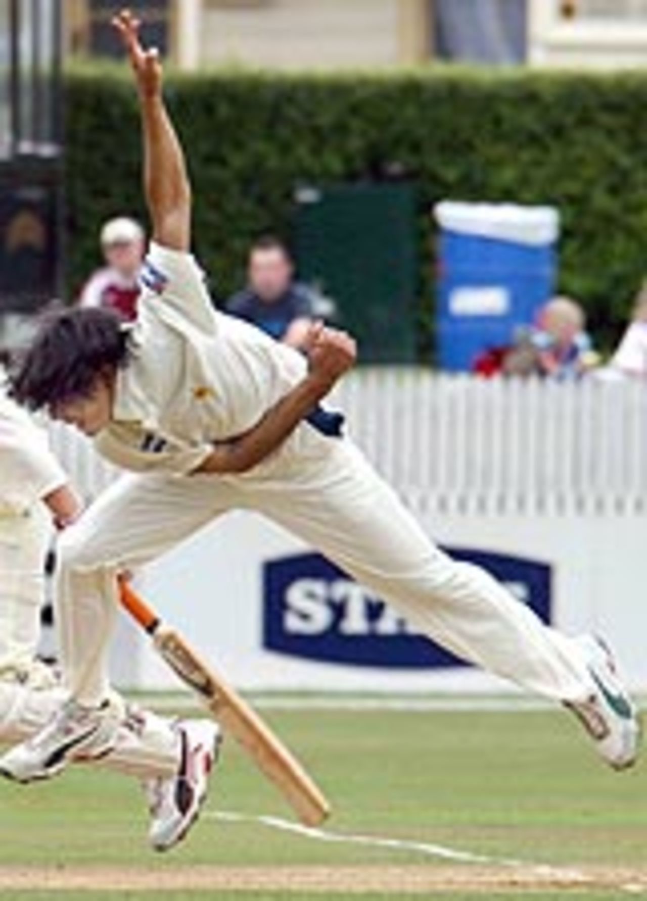 Mohammad Sami unleashes himself, New Zealand v Pakistan, 1st Test, Hamilton, 5th day, December 23, 2003
