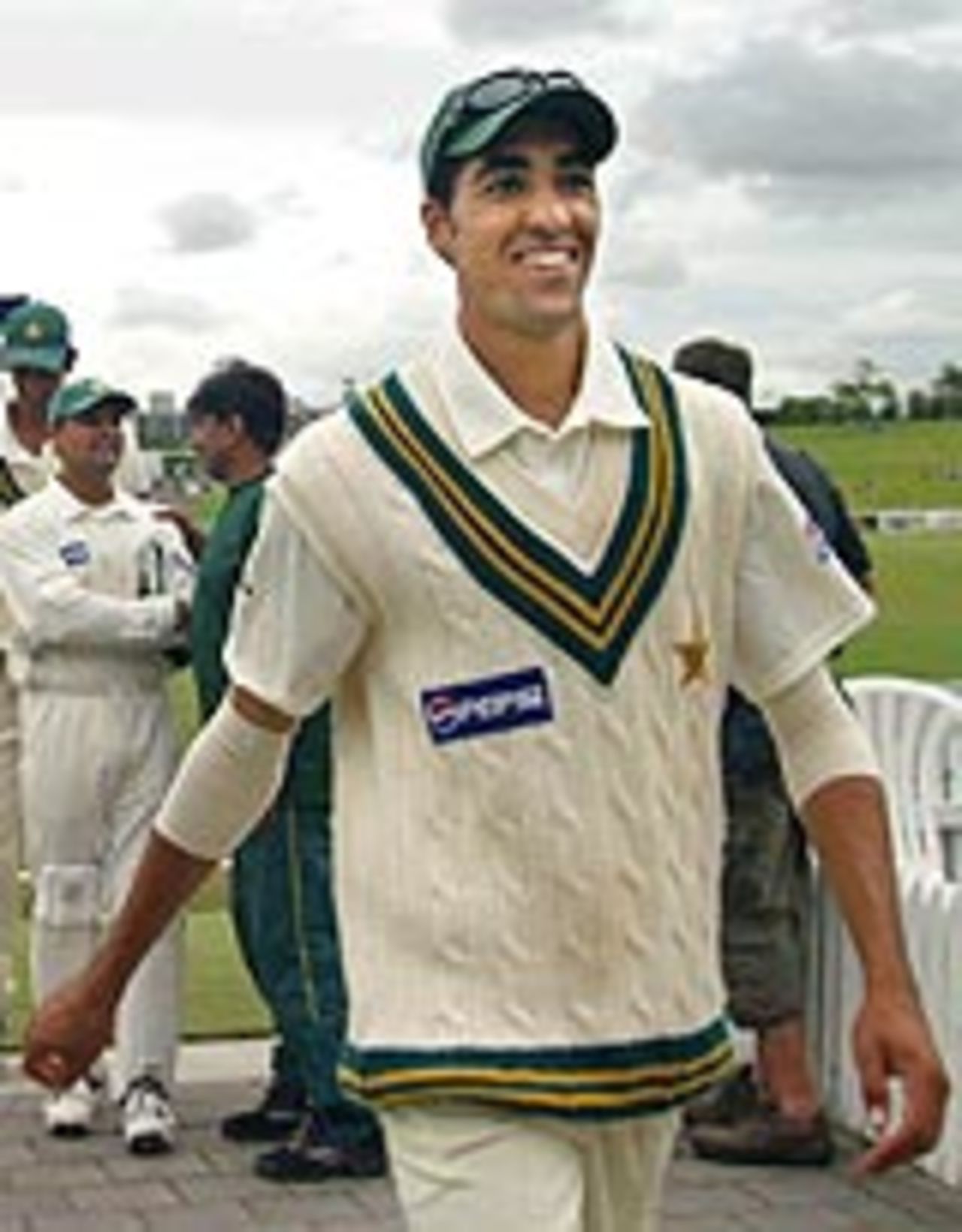 Umar Gul walks off after a crucial two-wicket haul, New Zealand v Pakistan, 1st Test, Hamilton, 5th day, December 23, 2003