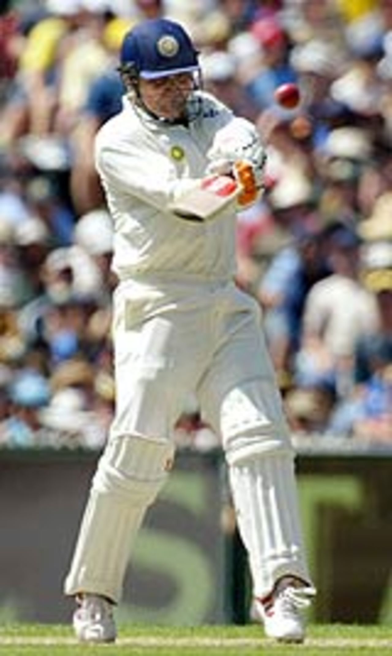 Virender Sehwag deals with a short ball, Australia v India, 3rd Test, Melbourne, 1st day, December 26, 2003