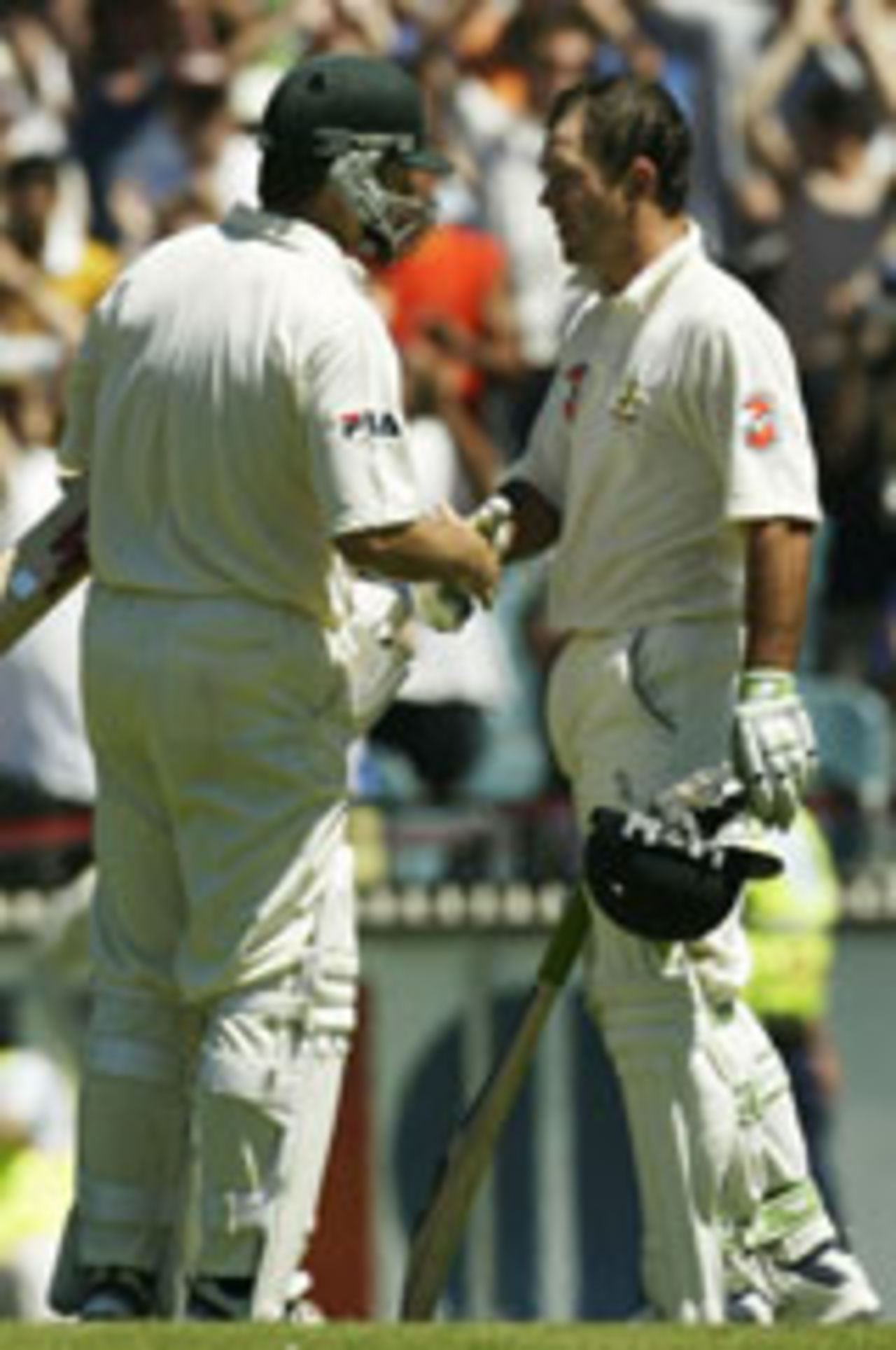 Steve Waugh congratulates Ricky Ponting after his double-century, 3rd Test, Melbourne, 3rd day, December 28, 2003
