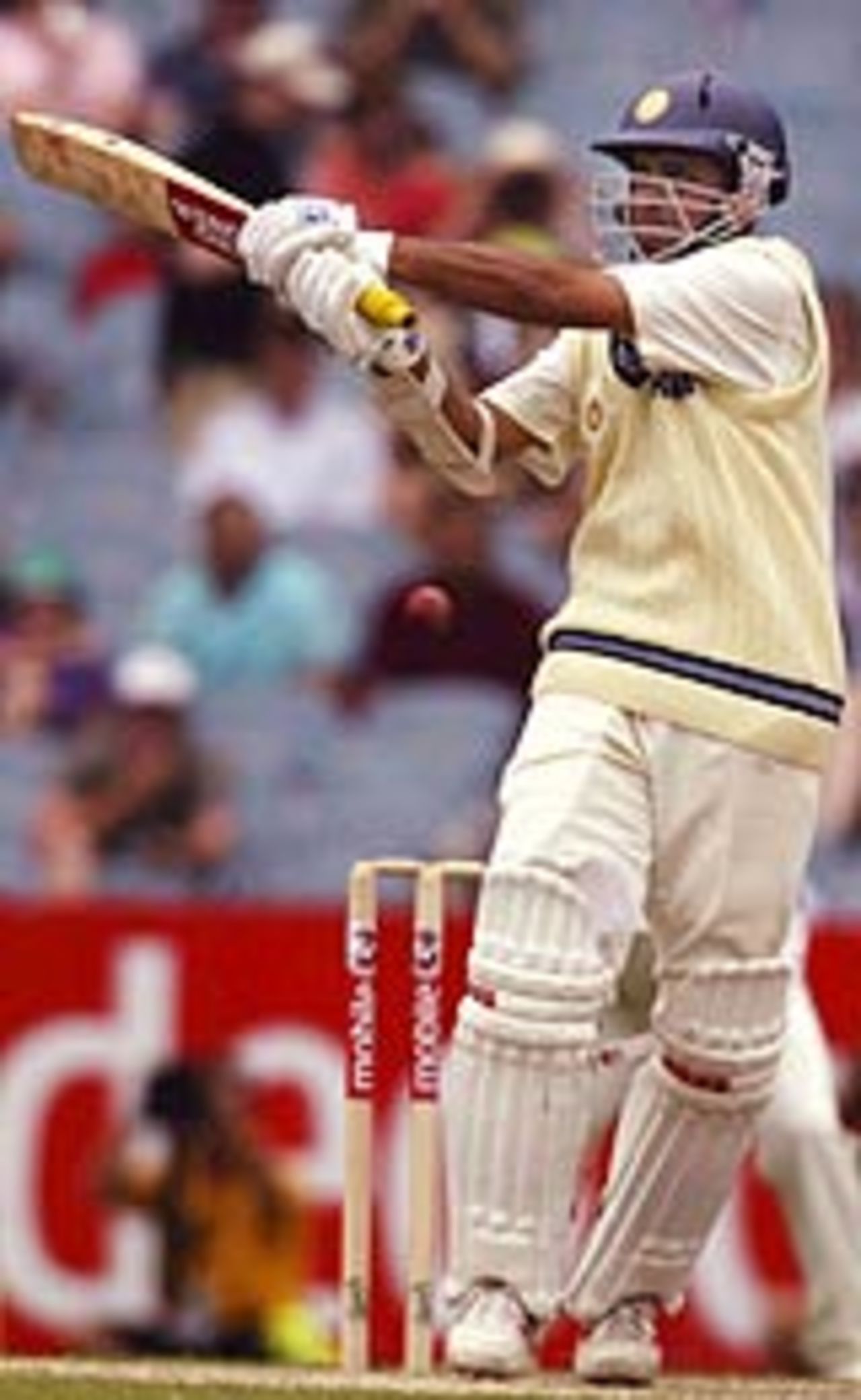 Sourav Ganguly attempts a pull, Australia v India, 3rd Test, Melbourne, 4th day, December 29, 2003