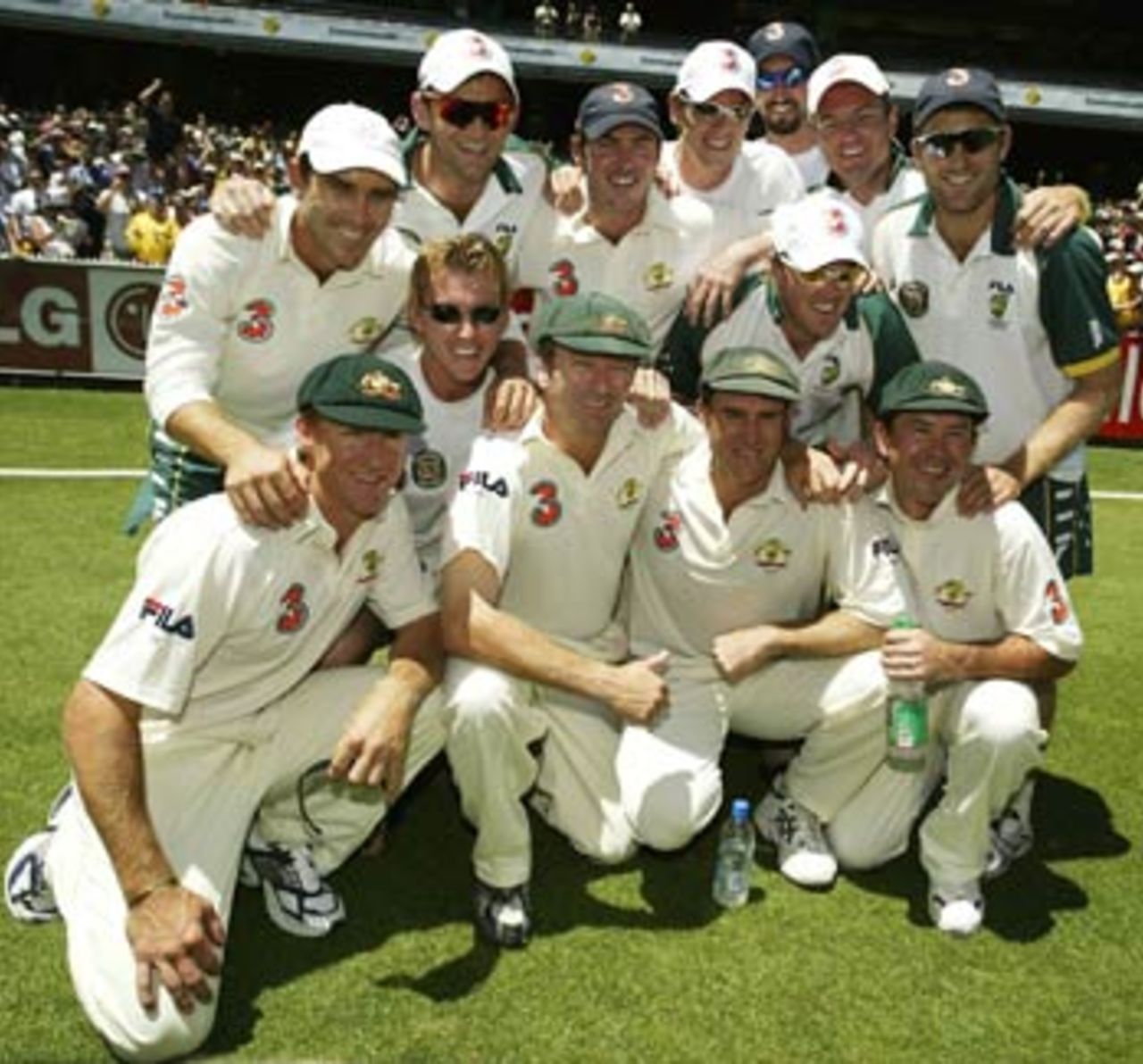 It's celebration time for the Australians, Australia v India, 3rd Test, Melbourne, 5th day, December 30, 2003