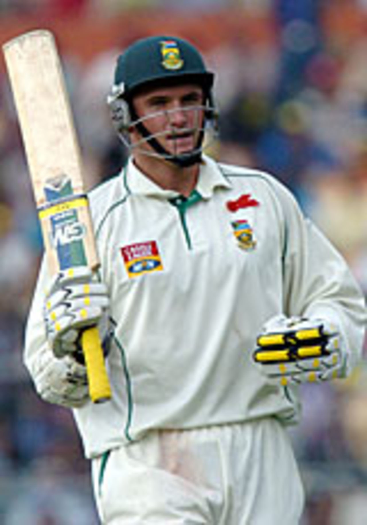 Graeme Smith acknowledges his fifty, fourth day, India v South Africa, 2nd Test,  Kolkata, December 1 2004