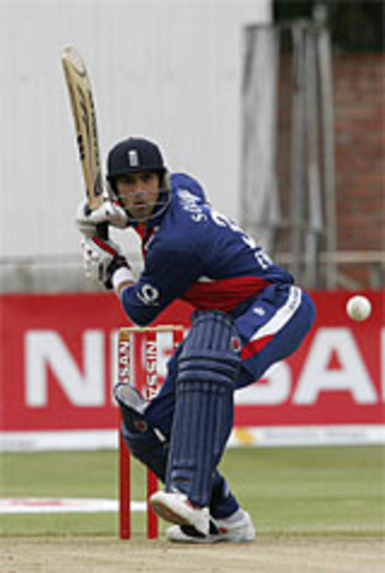 Vikram Solanki poised to strike another boundary, Zimbabwe v England, 3rd ODI, Bulawayo