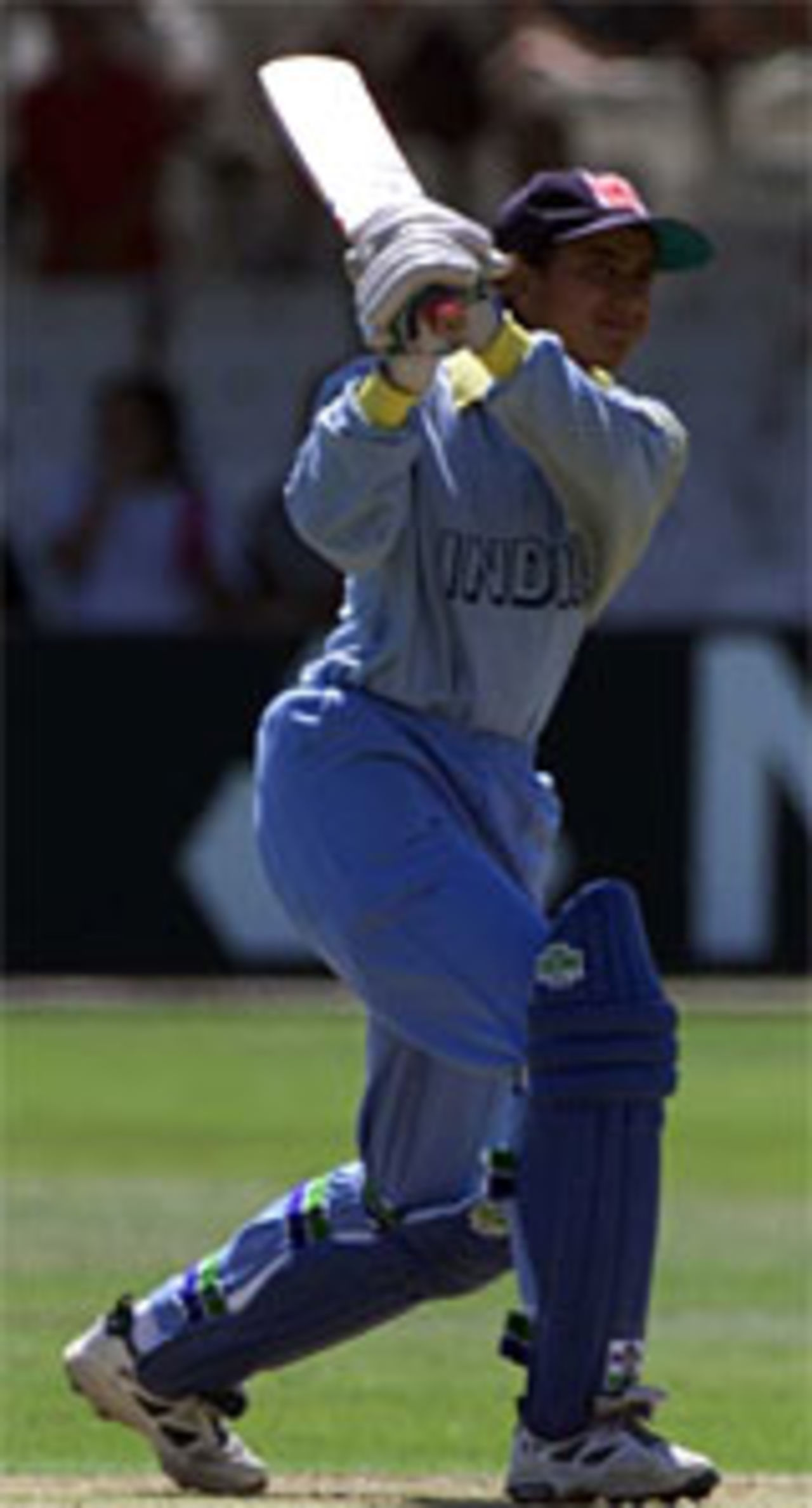 Anjum Chopra smashes another boundary, England v India, 1999