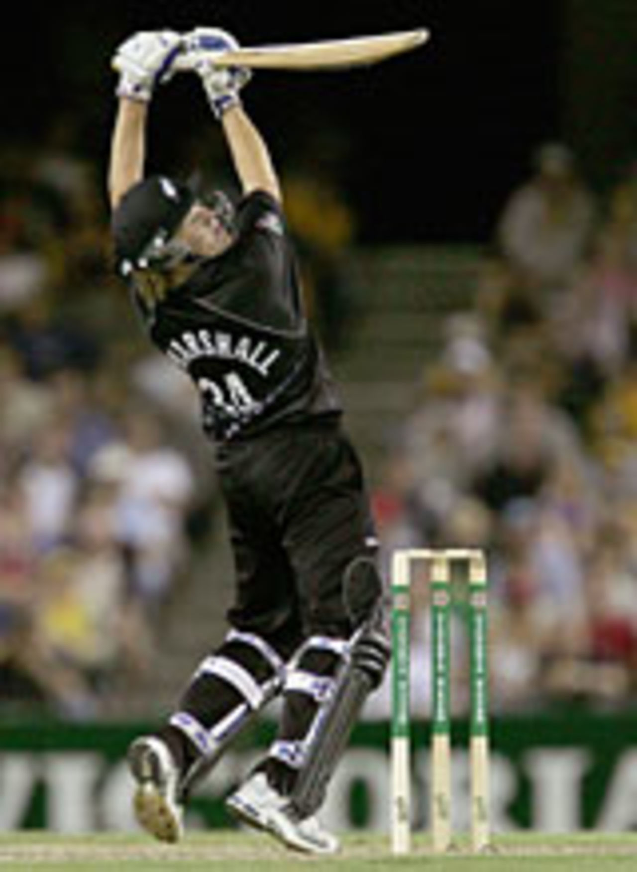 Hamish Marshall improvising, Australia v New Zealand, 1st ODI, Telstra Dome, Melbourne, December 5 2004