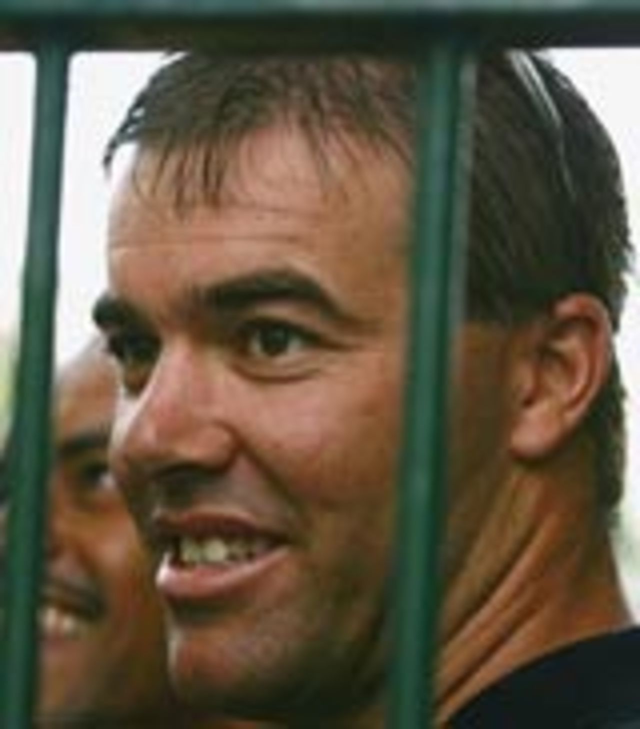 Heath Streak watches Zimbabwe play England at Bulawayo, Zimbabwe v England, 4th ODI, Bulawayo, December 5 2004