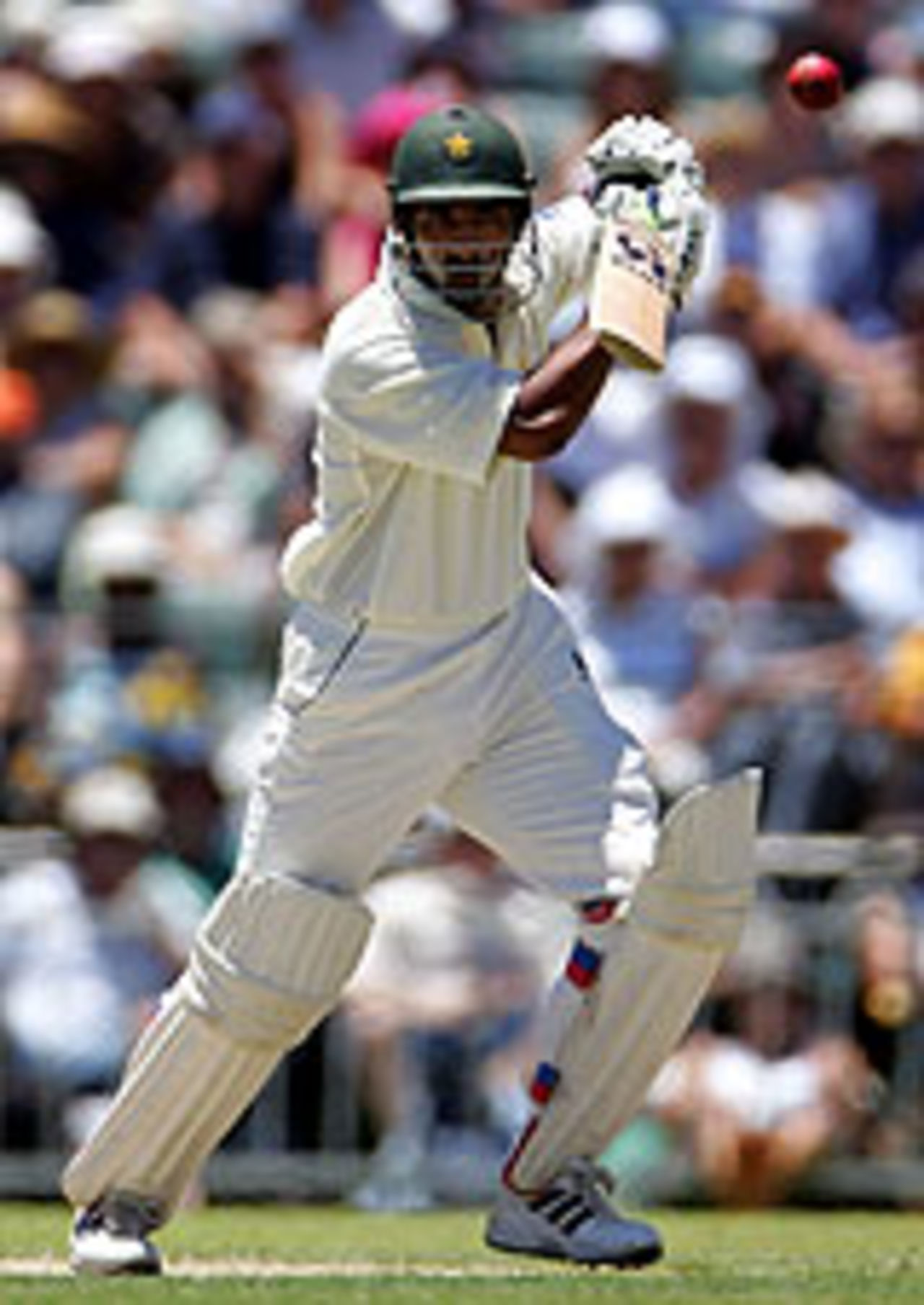 Yousuf Youhana drives, Pakistanis v CA Chairman's XI, Lilac Hill, Perth, December 7, 2004