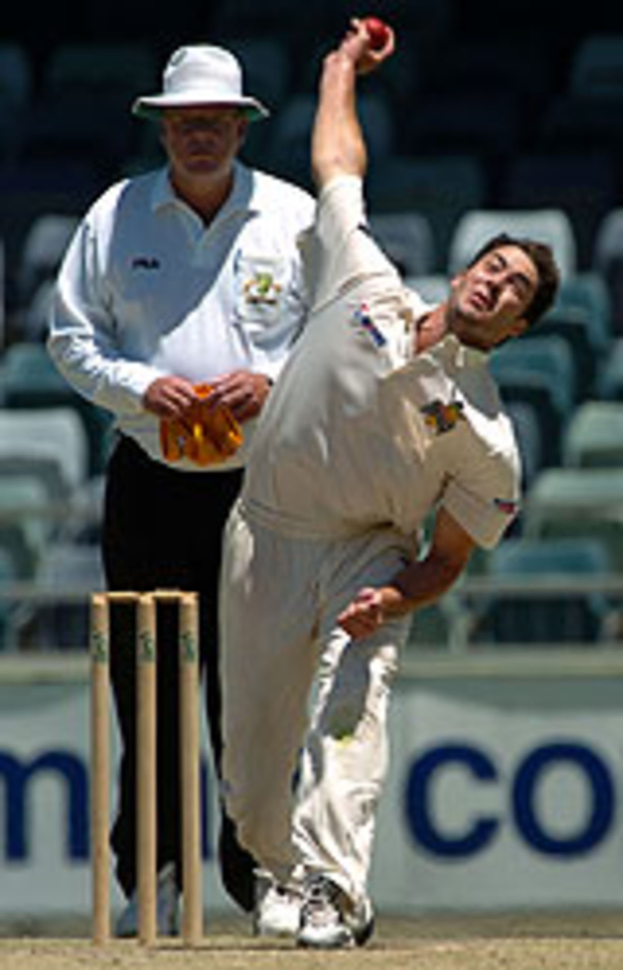 Ben Edmondson ripped the heart out of the Pakistani innings, December 11, 2004