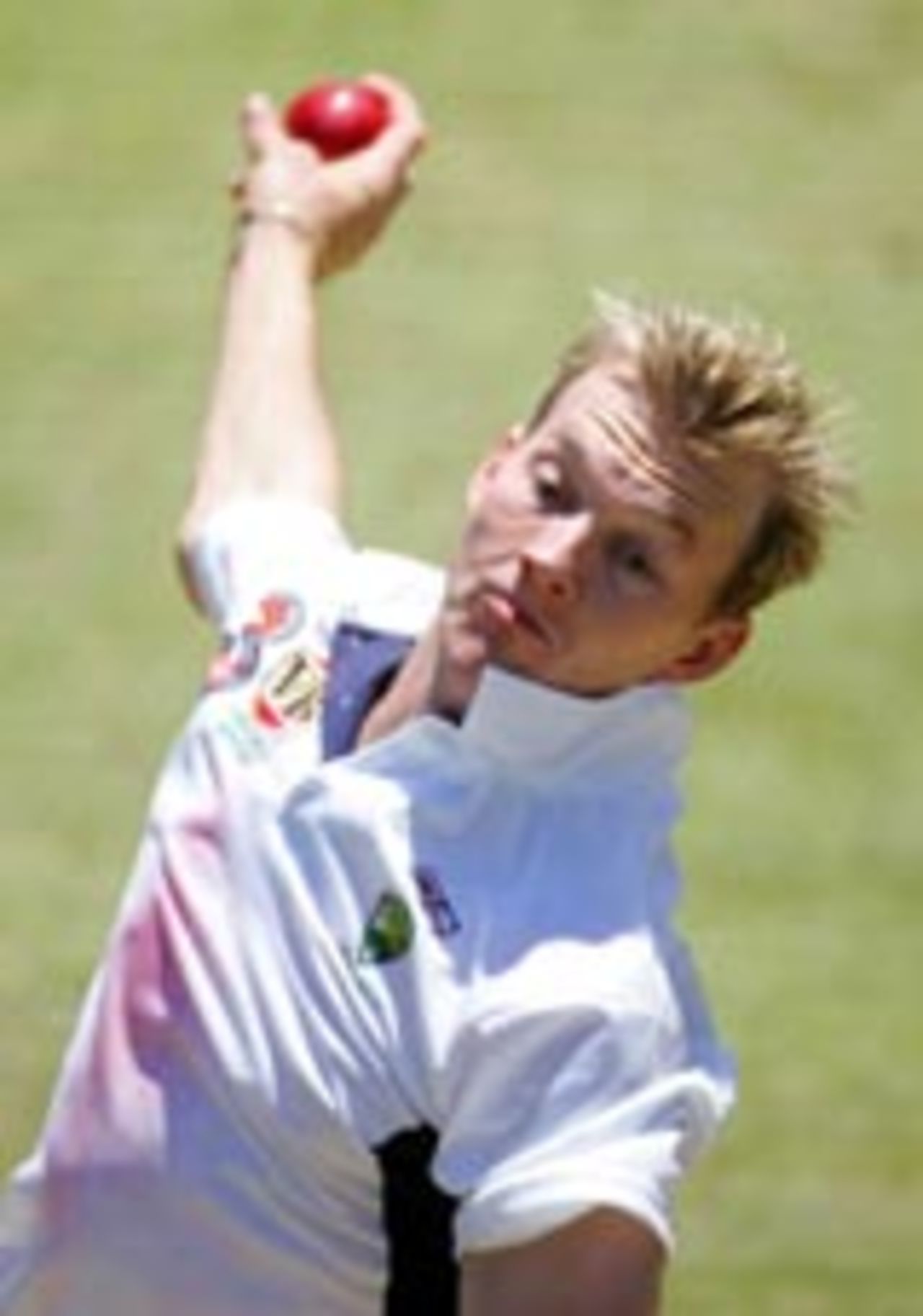 Brett Lee bowling in the nets at Perth, December 13, 2004