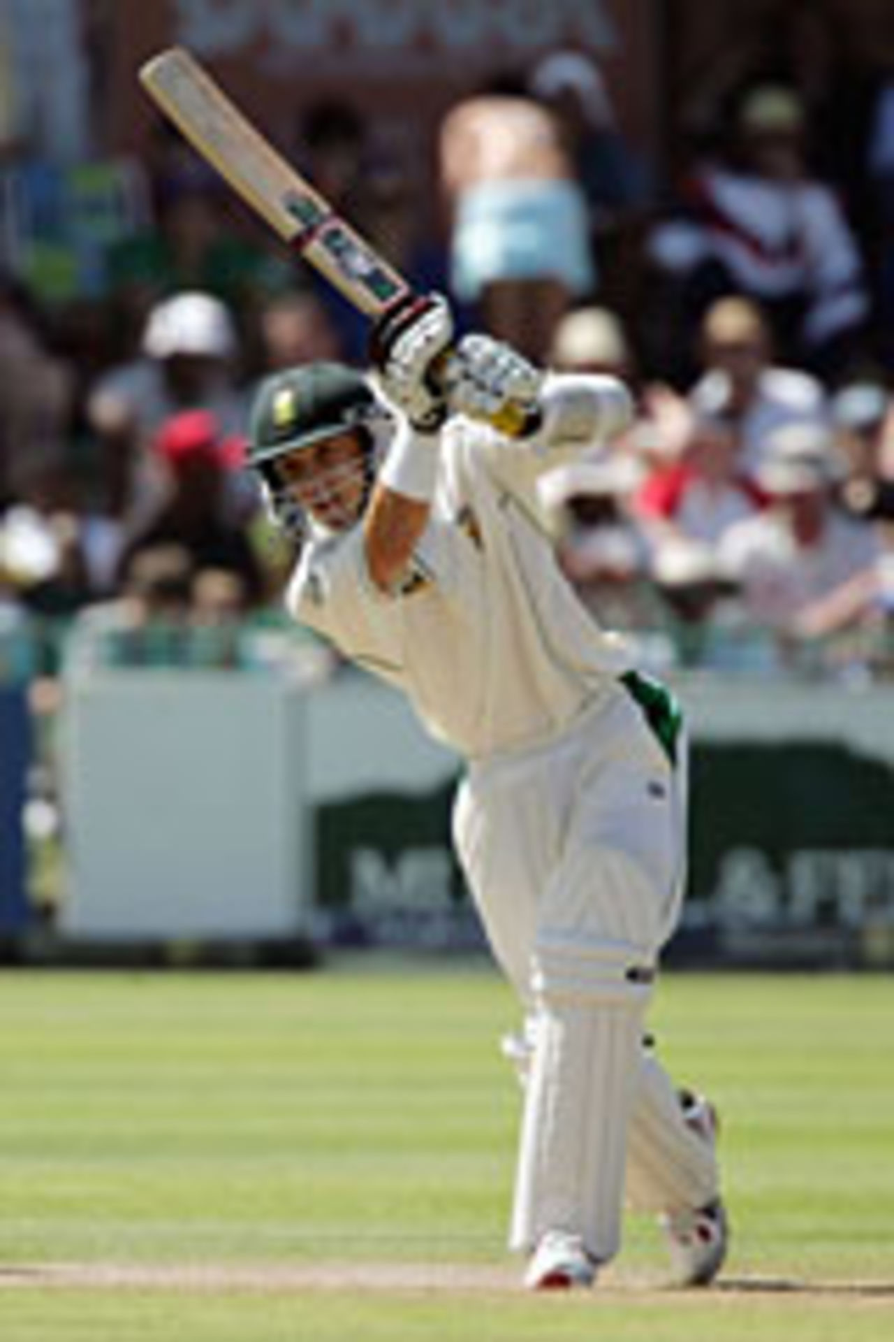 Boeta Dippenaar drives, South Africa v England, 1st day, 1st Test, Port Elizabeth, December 17 2004