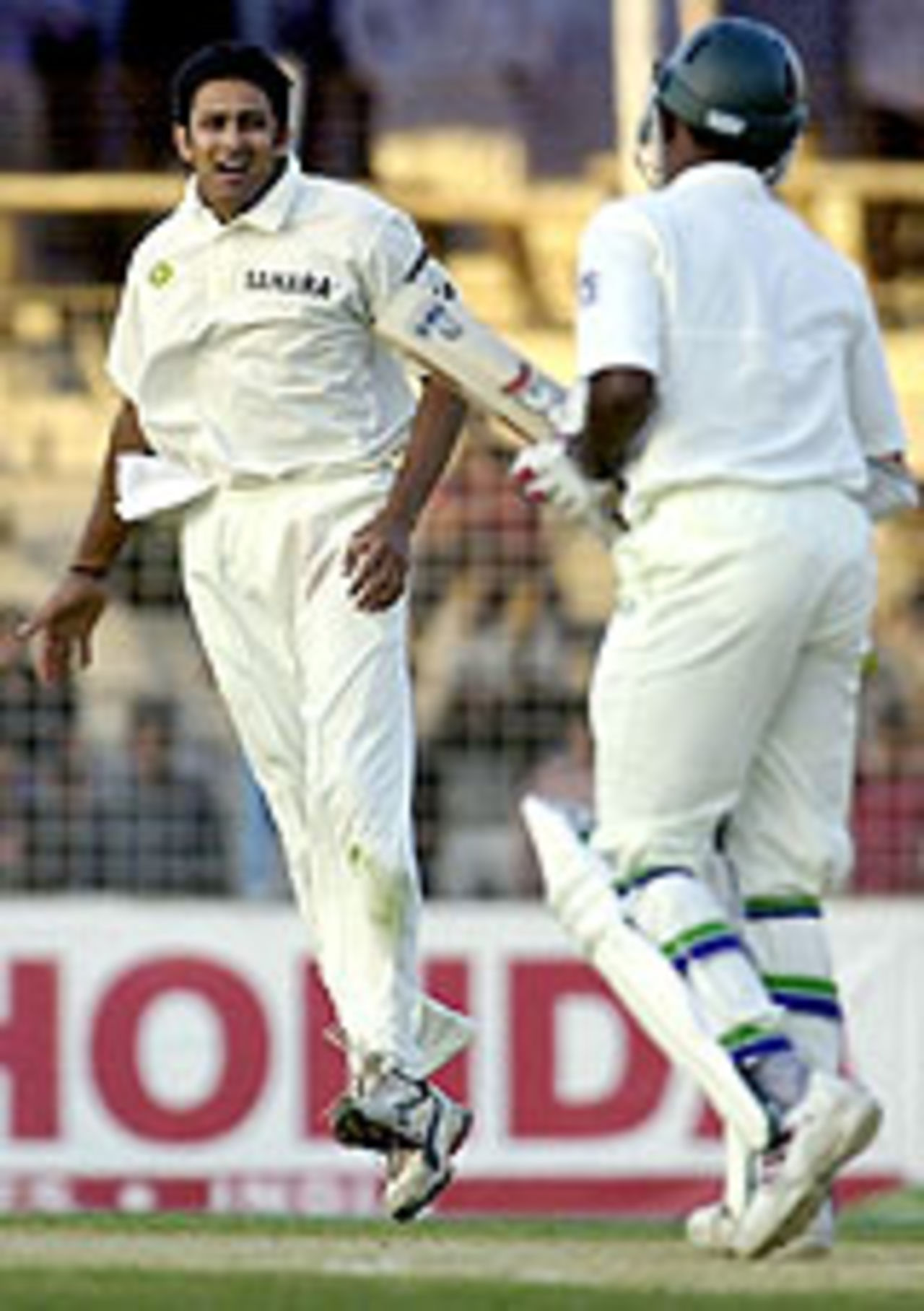 Another victim for Anil Kumble, Bangladesh v India, 2nd Test, Chittagong, 3rd day, December 19 2004