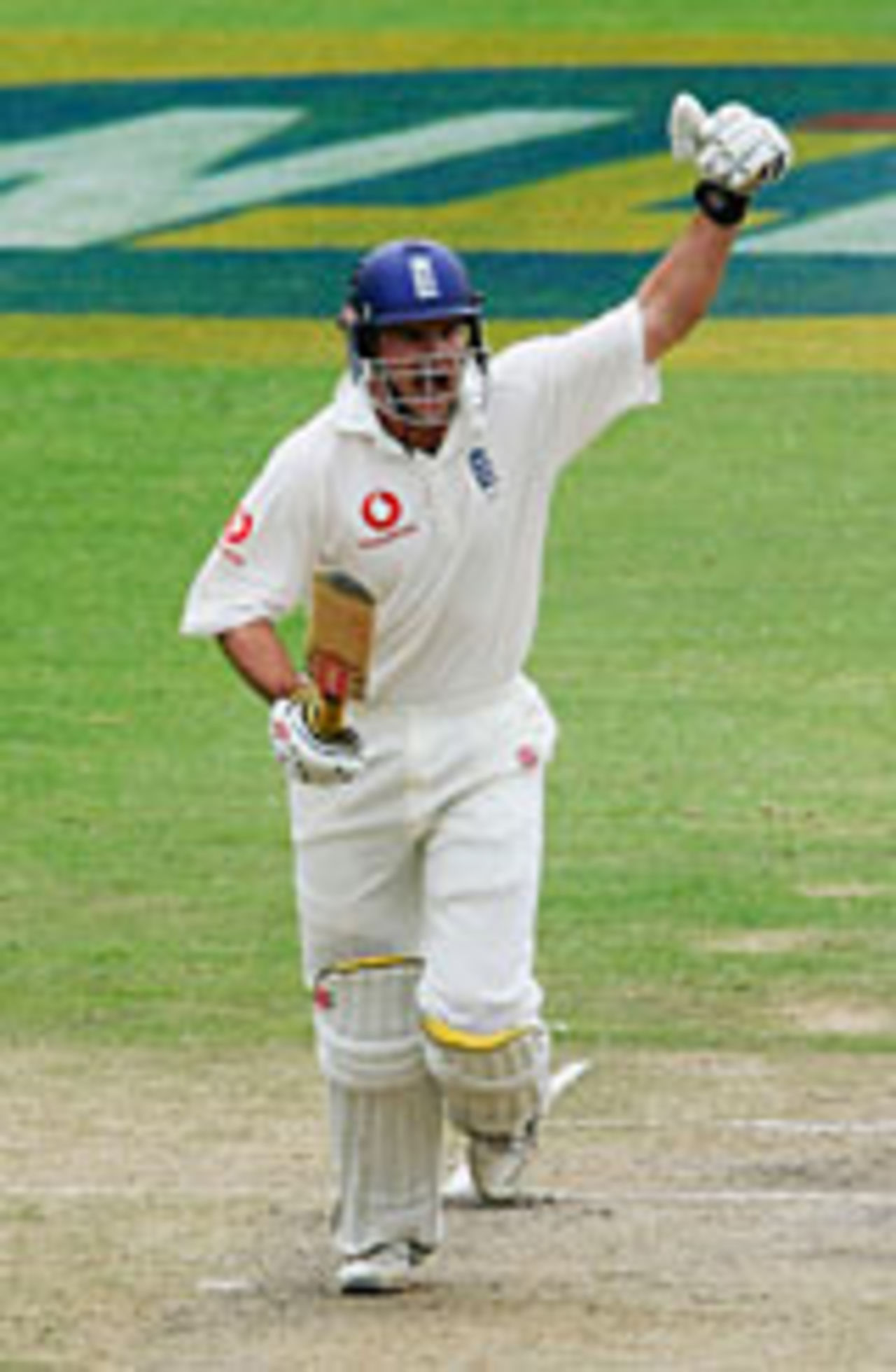 Andrew Strauss savours the moment of victory, South Africa v England, 1st Test, Port Elizabeth, 5th day, December 21 2004
