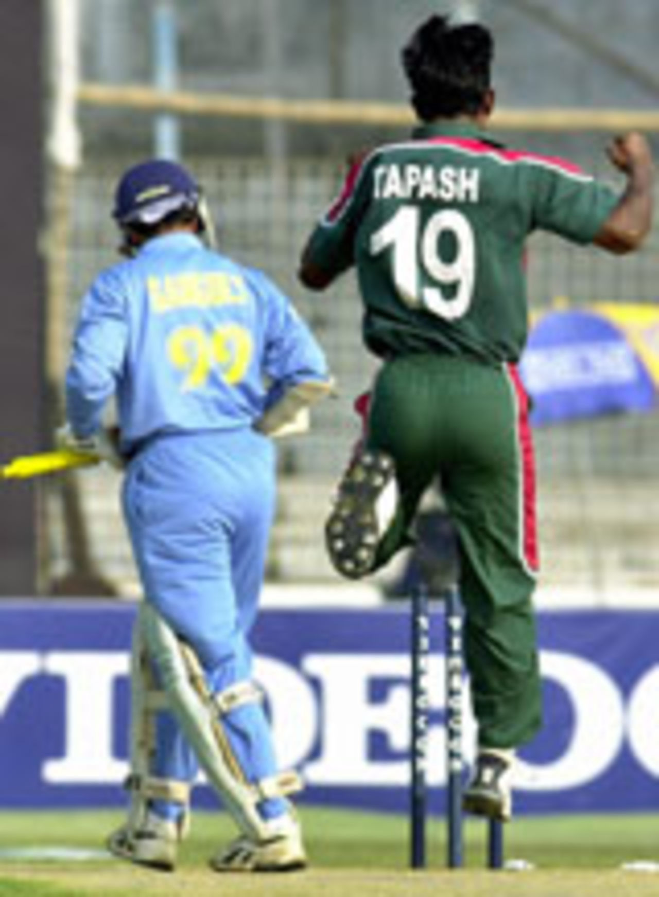 Tapash Baisya celebrates after removing Sourav Ganguly, Bangladesh v India, 1st ODI, Chittagong, December 23, 2004