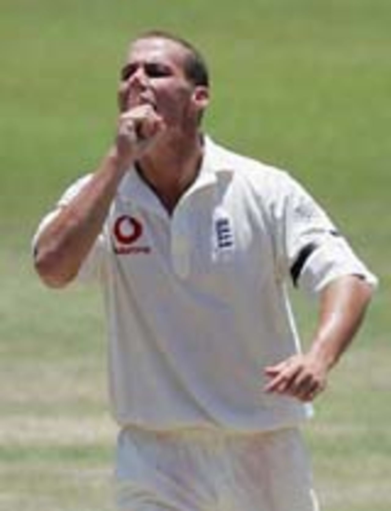 Simon Jones silences the barrackers with a wicket, South Africa v England, 2nd Test, Durban, December 26, 2004