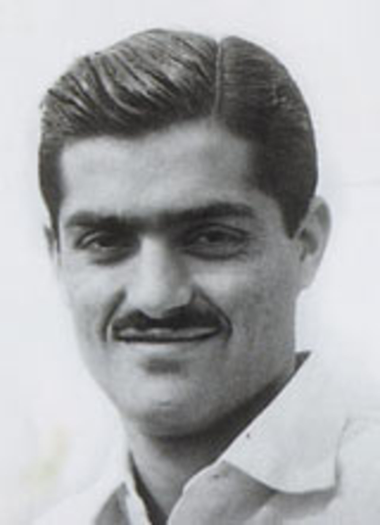 Nari Contractor
