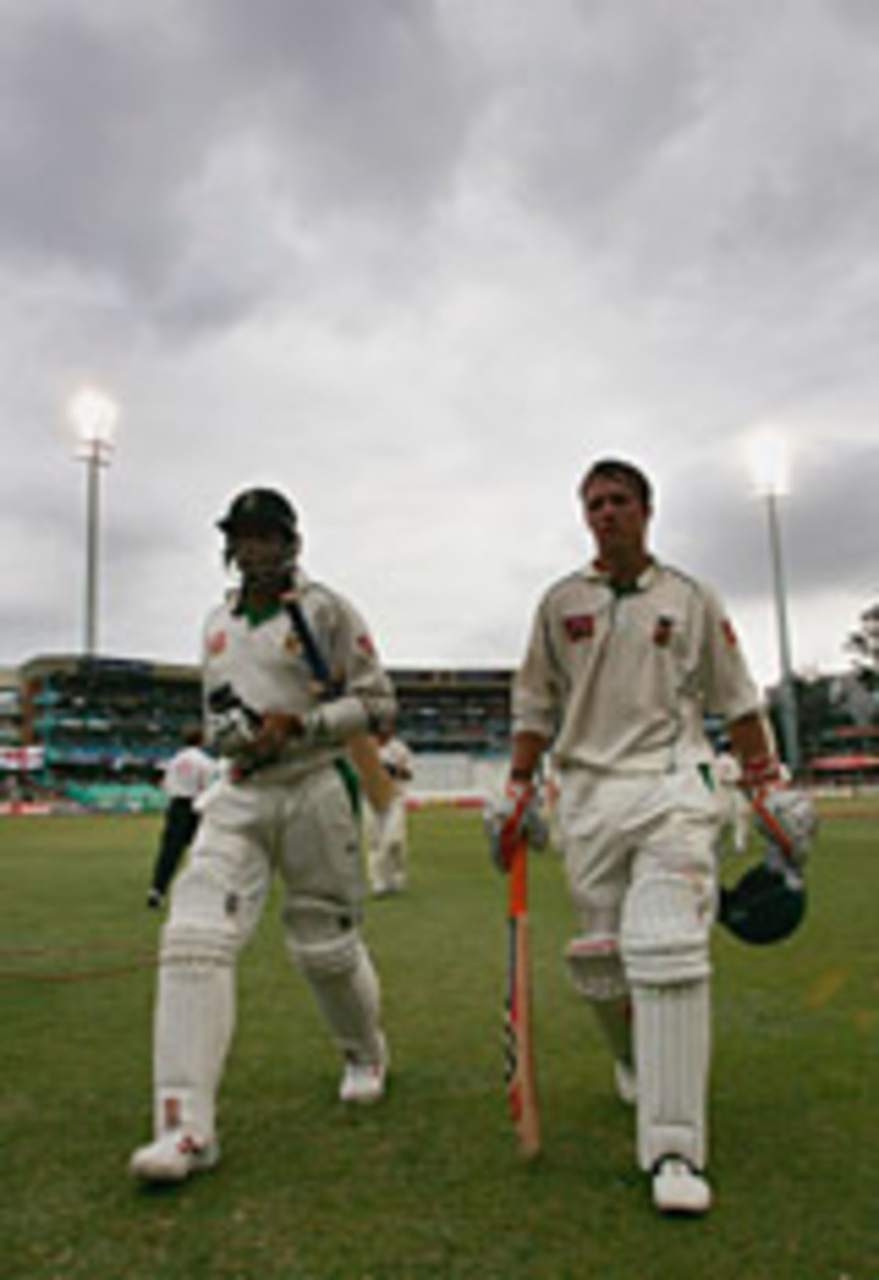 Makhaya Ntini and AB de Villiers leave the field, South Africa v England, 2nd Test, Durban, 5th day, December 30 2004