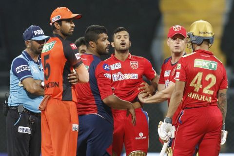 Mayank Agarwal winces in pain as the physio does his job after the the batter was hit on his ribs, Punjab Kings vs Sunrisers Hyderabad, IPL 2022, Wankhede Stadium, Mumbai, May 22, 2022
