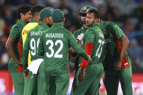Shakib Al Hasan celebrates after dismissing Suryakumar Yadav, Bangladesh vs India, ICC Men's T20 World Cup 2022, Adelaide, November 2, 2022

