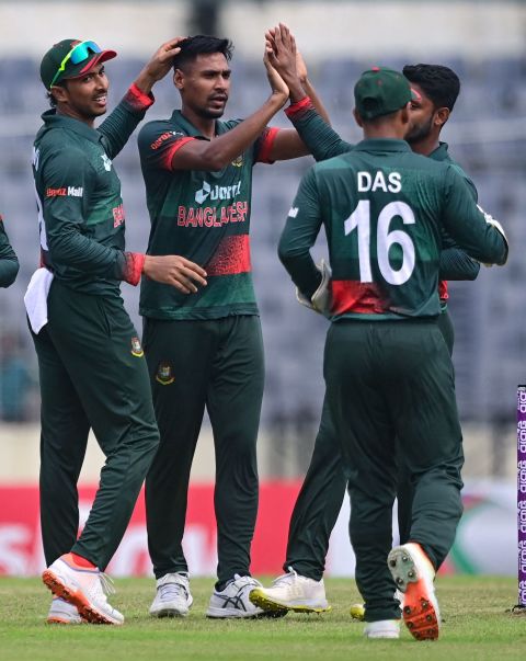 Mustafizur Rahman got the first wicket for Bangladesh, as early as in the third over