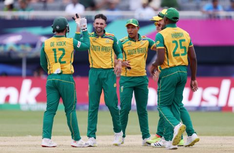 Keshav Maharaj struck with his first ball of the match, Bangladesh vs South Africa, T20 World Cup 2024, New York, June 10, 2024