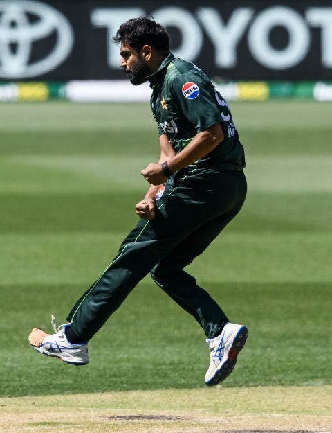 Haris Rauf bowled a match-defining spell in the 20-30-over period, Australia vs Pakistan, 2nd ODI, Adelaide, November 8, 2024