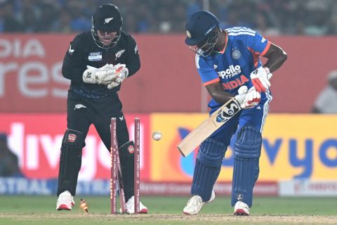 Sanju Samson was bowled for 24, India vs New Zealand, 4th T20I, Visakhapatnam, January 28, 2026