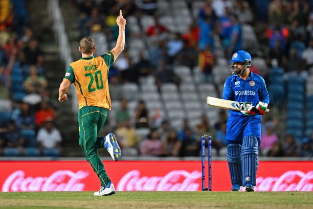 Anrich Nortje cleans up Rashid Khan, Afghanistan vs South Africa, 1st semi-final, Tarouba, T20 World Cup, June 26, 2024