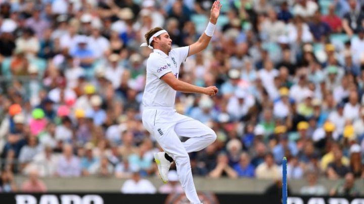 Stuart Broad bowls in his final Test match
