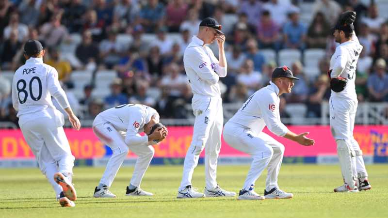 England's slip cordon react to a missed chance, England vs New Zealand, 2nd Test, day 1, Trent Bridge, June 10, 2022