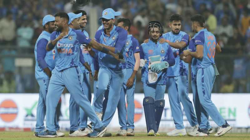 India vs Sri Lanka 1st T20I 2023: India wins first T20 by 2 runs