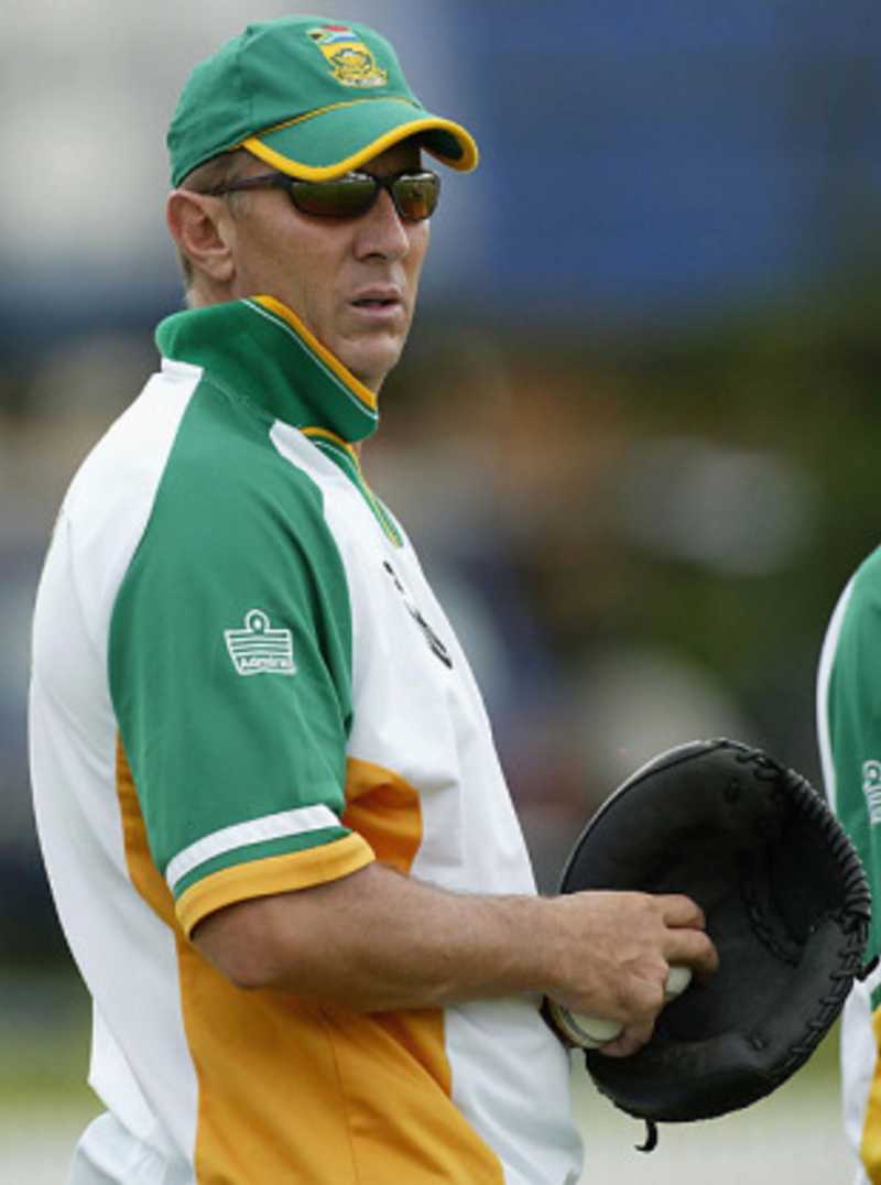 India confirm Eric Simons as bowling consultant | ESPNcricinfo