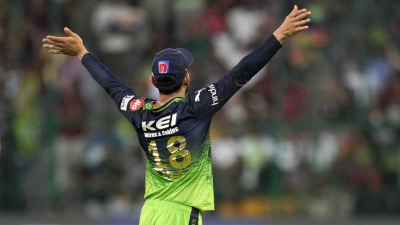 Virat kohli green shop t shirt