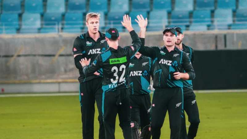 Kyle Jamieson is congratulated after picking up a wicket
