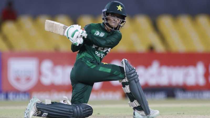 Muneeba Ali brings out the sweep during her unbeaten 46, Nepal vs Pakistan, Women's Asia Cup, Dambulla, July 21, 2024