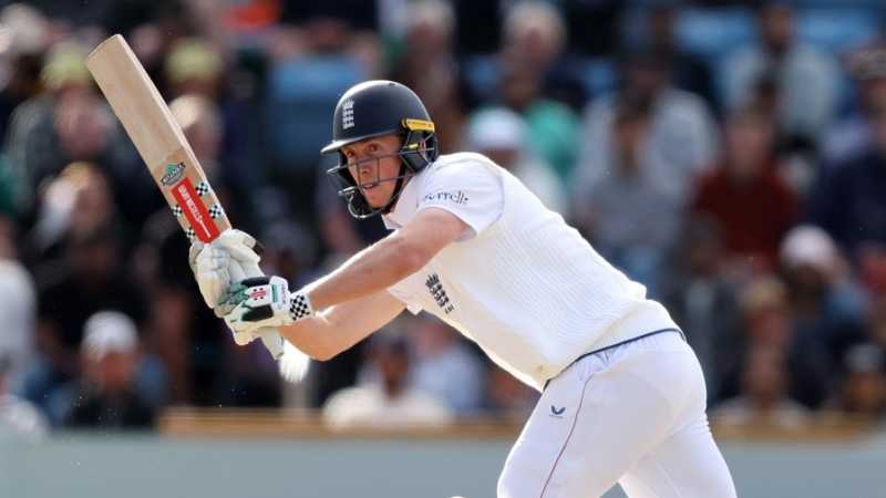 Zak Crawley struck two fours with England chasing 371, England vs India, 1st Test, Leeds, 4th day, June 23, 2025