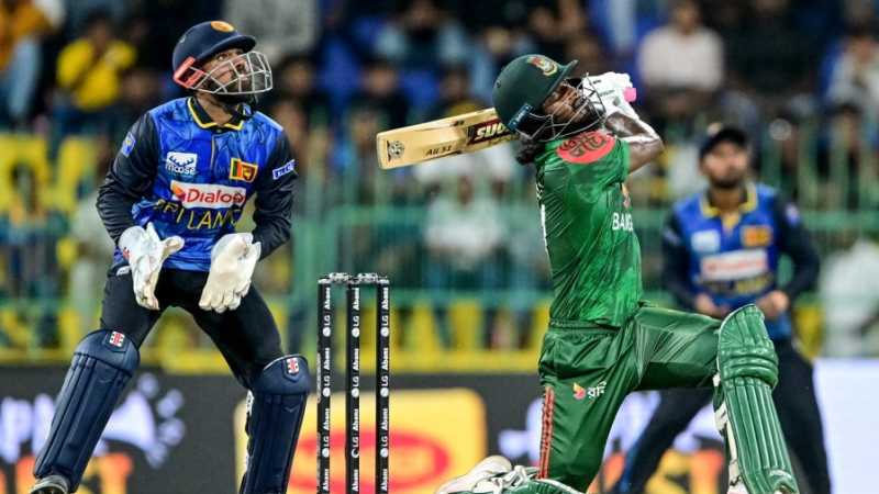 Jaker Ali slog sweeps the ball, Sri Lanka vs Bangladesh, 1st ODI, Colombo (RPS), July 2, 2025