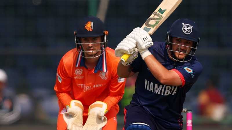 Jan Nicol Loftie-Eaton plays down the ground, Namibia vs Netherlands, T20 World Cup, Delhi, February 10, 2026