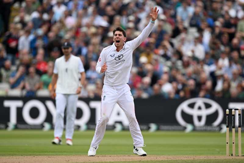 Cricket Test Match between Pakistan and England: Brilliant performance by Shan Masood and Azaan Awais