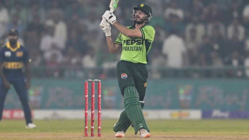 Minhas' match-turning 61, Fakhar 127 take Pakistan to tri-series title